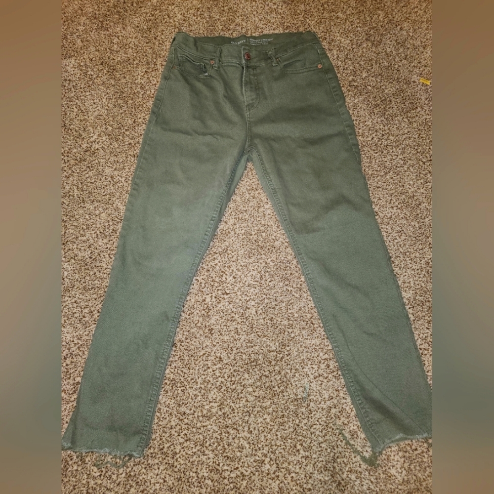 Old navy midrise frayed bottom size 6